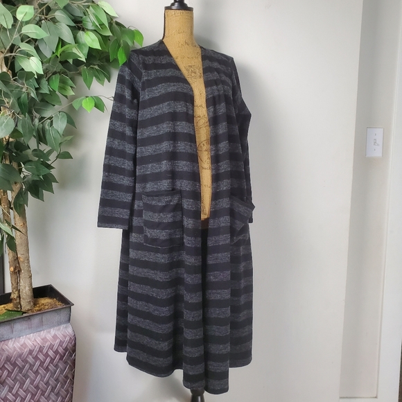 Lularoe Long Black and Gray Striped Long Cardigan Women's Size Large * - Picture 1 of 10